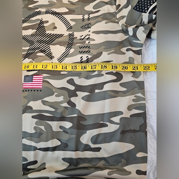 Striker Camouflage Polyester Men's T-Shirt Size Large NWOT - Picture 7 of 8